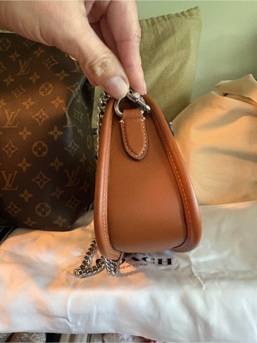 Coach Swinger 20 Crystal - Picture 4 of 6